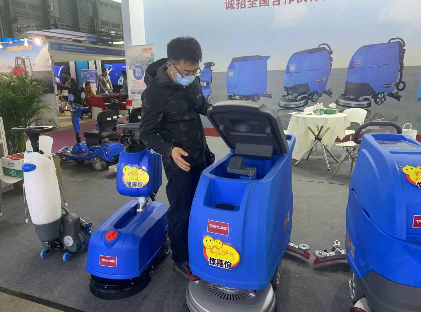 荆门坦洁洗地机公司致力于电动洗地机的生产、销售和服务百家