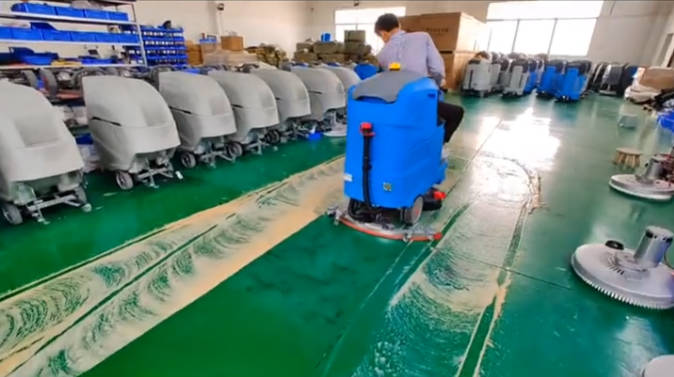 荆门2023年还在用人工的物业保洁不妨试试洗地机吧